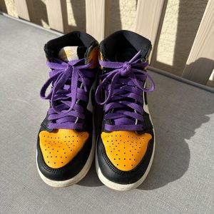 Jordan 1 “Lakers” sneakers